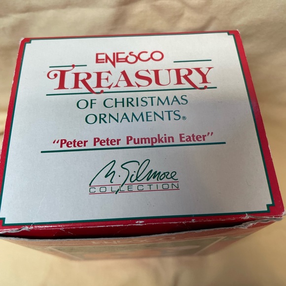Peter Peter Pumpkin Eater Hallmark Ornament - Picture 8 of 9